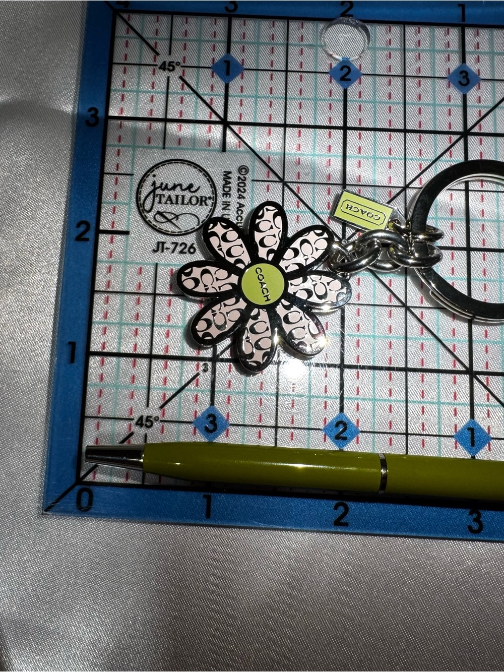 Coach Pink Logo Daisy Keychain with Lime and Matching Pen - Picture 2 of 4